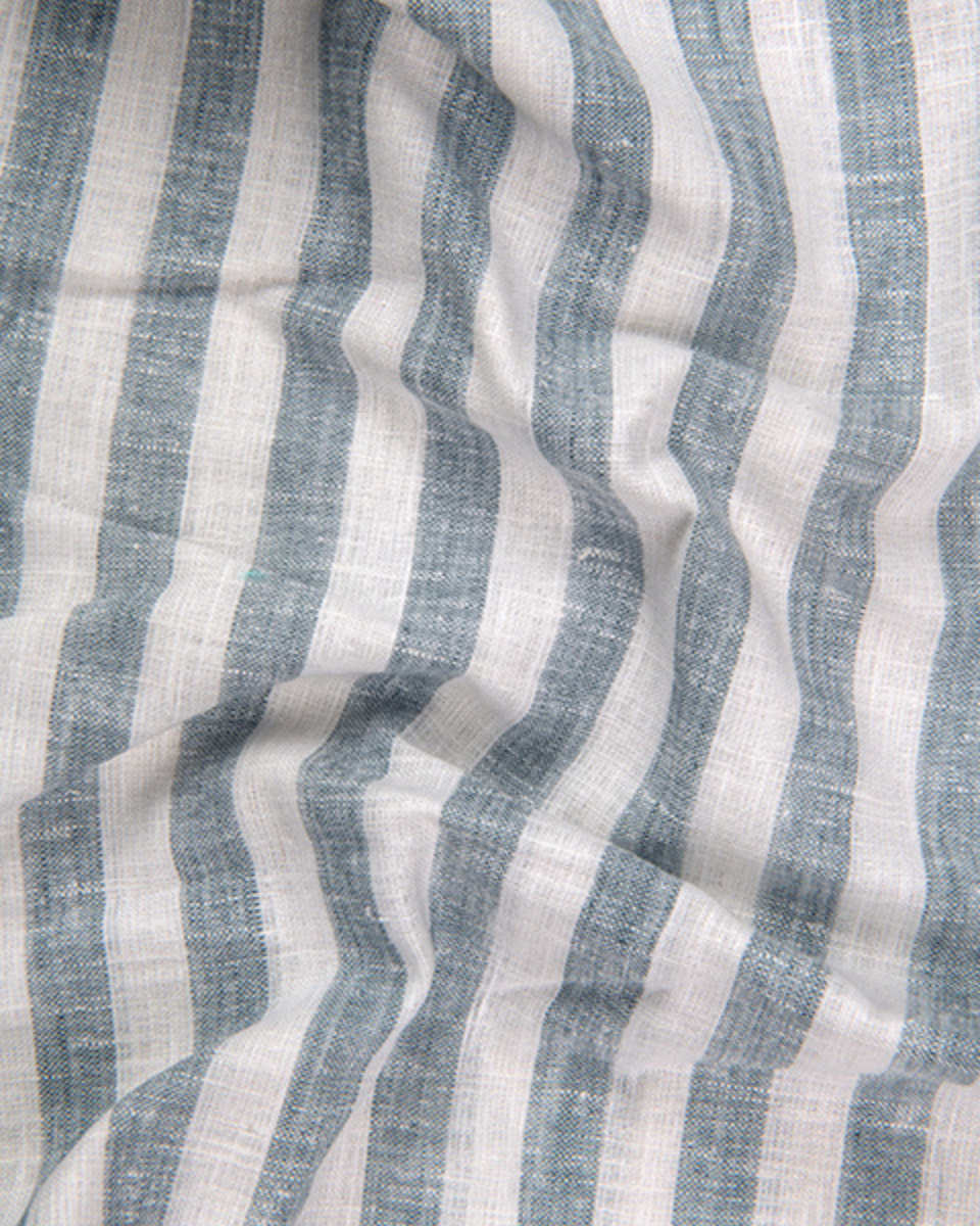 Linen White With Carbon Blue Colour Patta Print For Men